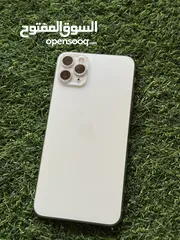  1 ايفون 11 pro max وكاله