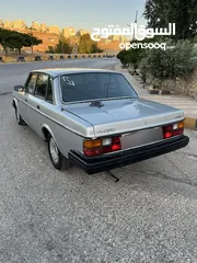  7 فولفو 240 بحالة جيدة