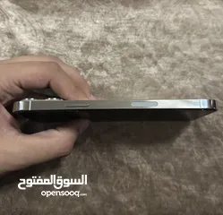  13 iphone 13 pro max بحالة الوكالة