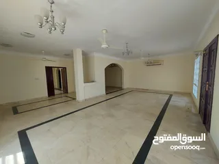  2 4 Bedrooms Villa for Sale in Al Hail North REF:879R