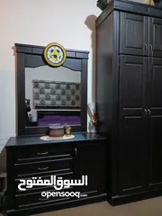  5 غرفة نوم بحالة ممتازة لون اسود