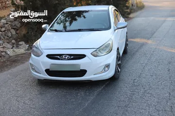  13 هواندي اكسنت ديزل موديل 2013_اتومتيك_ماتور 1600تربوا_السيارة صلاة النبي نظيفة وبسعر حرق