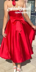  2 فستان الاحمر الجذاب