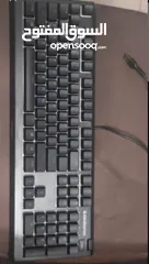  1 Steelseries Apex 3