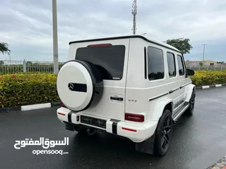  3 Mercedes G 63 AMG