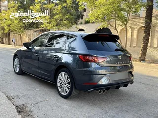  1 سيات ليون اكسلنس 2018