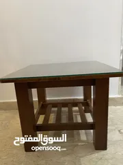  1 طاولة غرفة جلوس