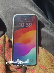  3 ايفون 11 العادي