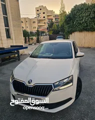  1 سكودا فابيا ترخيص تامين لا شهر 4  السياره اقتصاديه جدا عدداد قليل لا صيانه  كوشوك جديد من شهر مركب