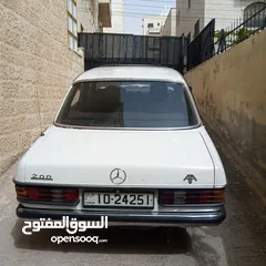  4 مرسيدسe200 للبيع (رقم الهاتف داخل الاعلان)