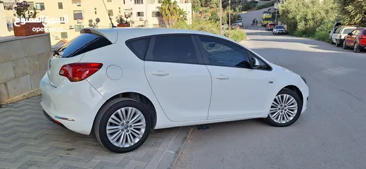  11 أوبل أسترا ( J ) موديل 2013 تسير 2016 ، بوضع الشركة