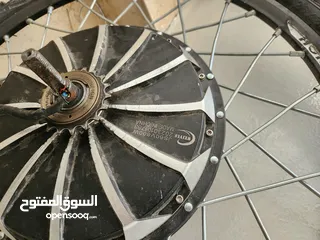  4 دراجة كهربائية: محرك مستعمل + بطارية + كونترولير