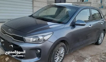  3 كيا ريو رمادي اصل شركة 2019  للبيع  ماشية 65 فقط