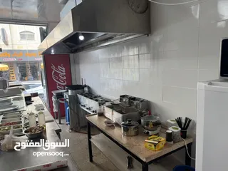  3 للبيع بداعي السفر