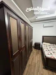  10 شقه ارضيه مع تراس مفروشه لايجار للعائلات فقد