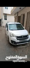  3 بيجو بارتنر 2016 ممتازة السيارة المعني يتواصل معي