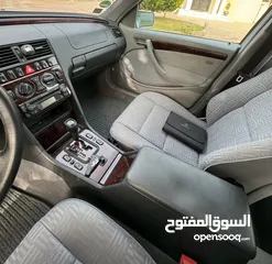  9 مرسيدس بنز C200