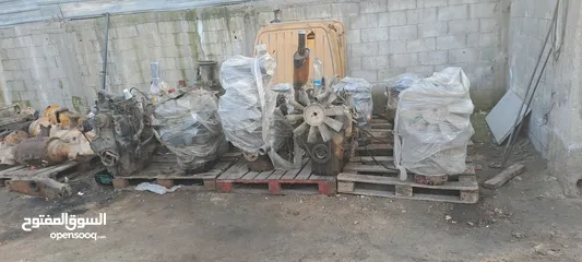  10 يوجد جميع القطع  جي سي بي   يوجد قطع باكو كتربلر      يوجد جميع قطع لودر 950 c   930    920 كتربلر