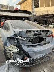  16 BMW i4 /2023 كهربائية بالكامل