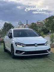  2 فولكس فاجن جلف MK7.5 2018 فل الفل بحالة الشركة