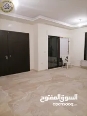  13 شقة أرضية مميزة للبيع في الكرسي - قرب المخابرات 160م مع حديقة وترسات 110م لم تسكن