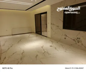  16 شقق سوبر ديلوكس للبيع