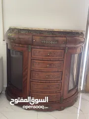  2 كونسول فخم مع وحدات تخزين (خشب زان ورخام مطعم نحاس)