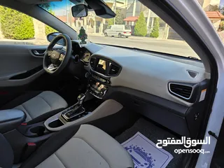  21 هونداي ايونك 2018 فل كامل فحص كامل عداد 130Km مالك 1 فقط