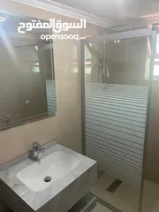  4 شقة للإيجار