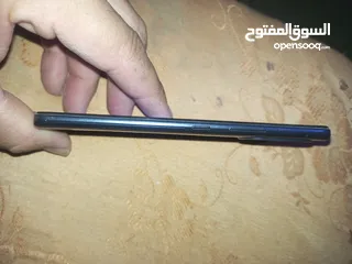  3 تليفون انفنكس هوت 11s   شغال بحال الوكاله ولا غلطه معو أغراضو كامله