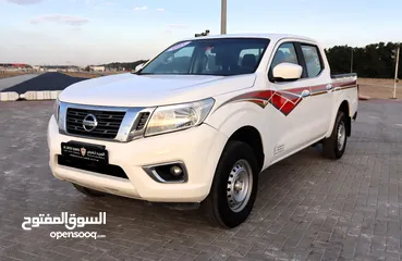  3 NISSAN NAVARA 2022 GCC EXCELLENT CONDITION WIHTOUT ACCIDENT