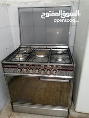  29 غاز 5عيون نحاس نظام 7مفاتيح بشتغل شواية وفرن مع بعض حجم80×60 فل ستانليس ستيل   موجود بالبقعة وعالفحص
