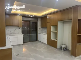  2 شق  للبيع في البالوع قرب بلازا مول