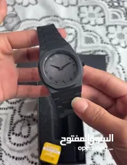 4 ساعة يد رجالية فاخرة باللون الأسود المطفي الكامل-تصميم انيق و عصري- افضل جودة و اقل سعر.