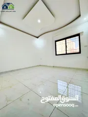  3 شقة ارضية للبيع باجمل مواقع الزرقاء الجديدة بالقرب من شارع الفلاتر والوينك