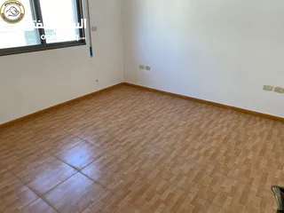  8 شقة طابقية مميزة للبيع في دير غبار طابق اول 275م تشطيب سوبر ديلوكس بسعر مغري