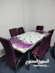  2 طقم كورنر بحالة جيدة  + طاولة سفرة تركي 6 مقاعد