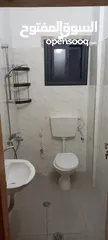 7 شقه للايجار