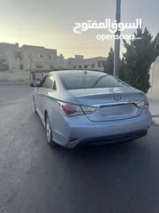  4 سوناتا وارد أمريكي