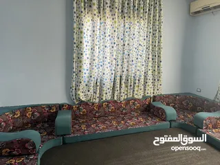  3 غرفة عربي قعدة مريحة ومرتب ونظيف