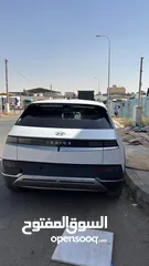  8 هيونداي أيونك 5