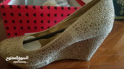  2 heels ستاتي