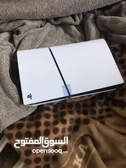  2 بلايستيشن فايف ديجيتال مع يد استعمال خفيف ( اقرا الوصف )
