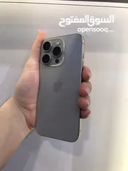  1 iPhone 15 Pro 256GB الصغير