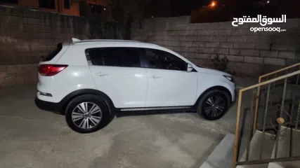  4 كيا سبورتج ترخيص 2015 دهان شركه