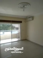  18 شقة مميزة - الرابية - 4نوم - بلكونتين بإطلالــــه مميزة - قرب الخدمات العامة