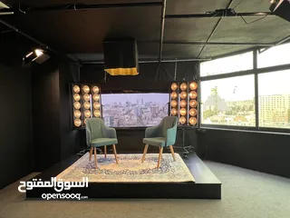  1 تصوير البودكاست فيديو اعلاني مونتاج  ستوديو كروما تسجيل صوتي انميشن موشن جرافيك سوشال ميديا