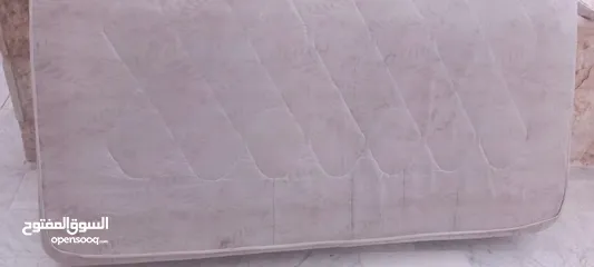  1 فرشة طبية زمبركية