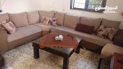  1 طقم كنب بحاله جيده