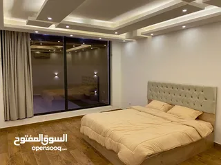  11 شاليه للإيجار